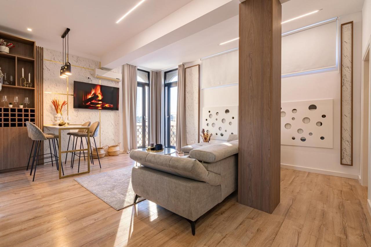 Apartamento Golden View - Breathtaking Location In Bucarest Exterior foto